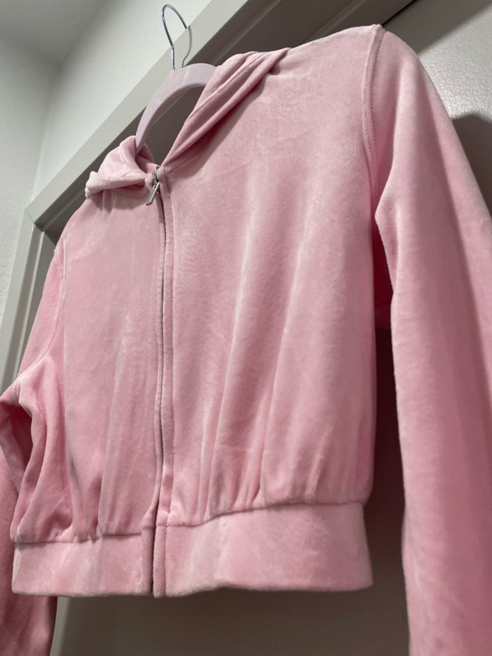 H&M Divided Pink Velour Cropped Zip-Up Hoodie - S - Picture 7 of 14